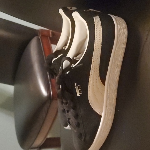 Puma Sneakers Girls Size 7m 7c 7 Black Gray Side Stripe Suede Low Top Pu… - Picture 9 of 15